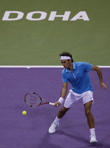 费德勒重返赛场，最后时刻胜出首场状态出色，FPX观众沸腾！